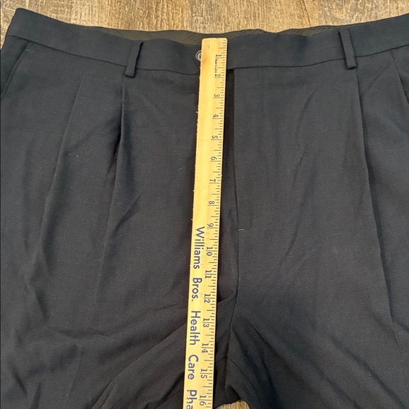 Croft & Barrow navy blue Men's Suit classic fit - Picture 6 of 10